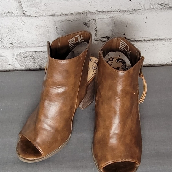 Women's Brash Chucky Heel Open Toe Ankle Boot - Picture 3 of 5